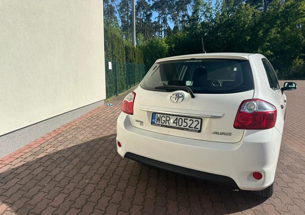 Toyota Auris cena 26000 przebieg: 290000, rok produkcji 2012 z Grójec małe 67